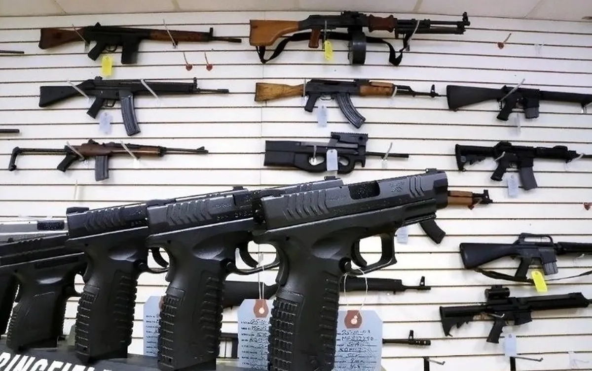 Argumenta Corte de EU que México no comprobó que armerías vendan a criminales