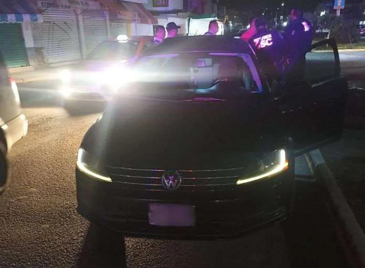 Secretaría de Seguridad Ciudadana de Tizayuca recupera auto abandonado