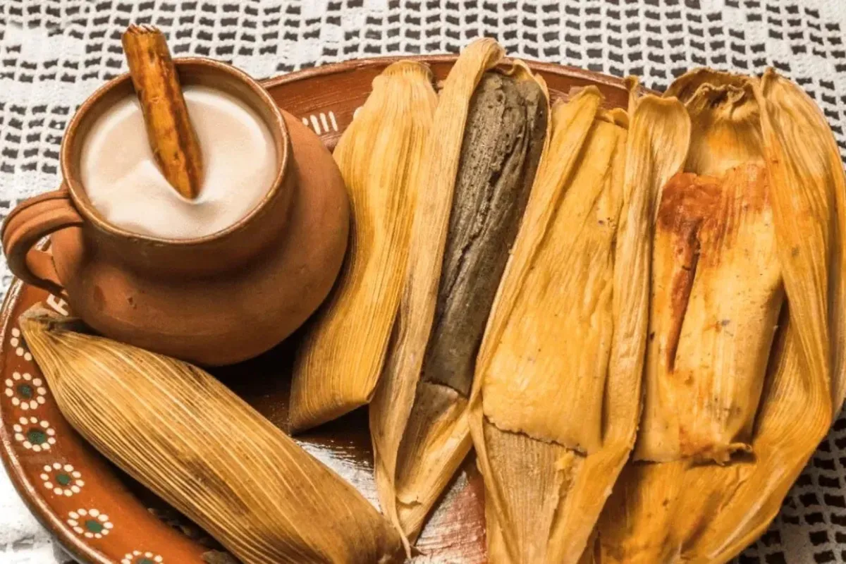 ¡La 18ª Feria del Atole y el Tamal está lista! Disfruta sabores únicos como tamales de zarzamora con queso y atoles de higo.