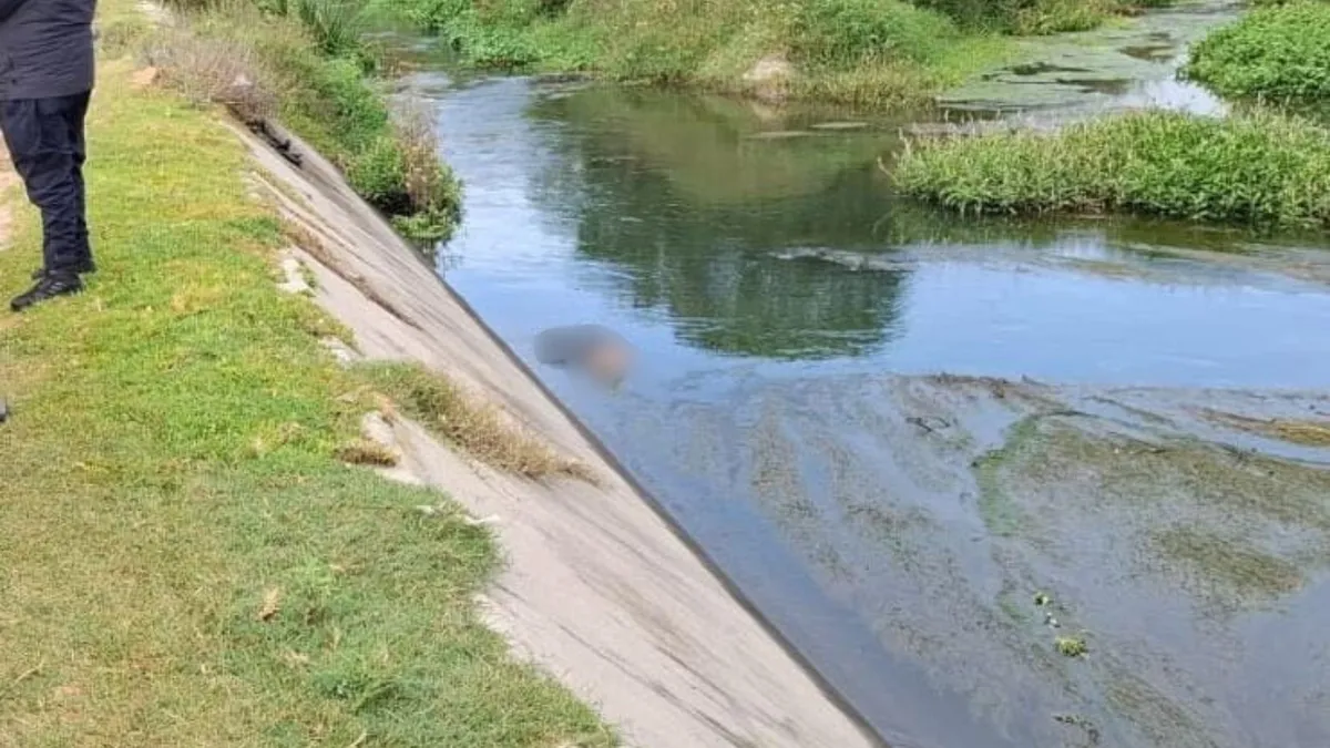 Hallan cuerpo en canal de Tezontepec de Aldama.