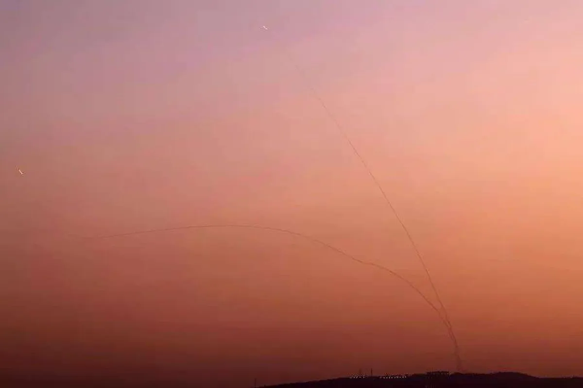 Israel detecta el lanzamiento de más de 150 cohetes desde Líbano a lo largo del día