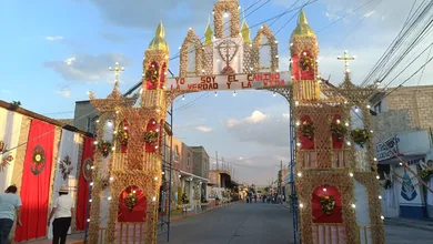 Sin tapetes en varias calles, pero con la misma fe: así se vivió la Procesión de las Espigas