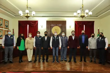 Pachuca firma primero de 5 convenios en favor de la educación