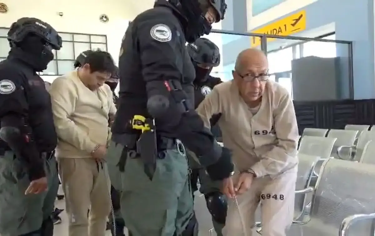 México extradita a 26 capos de cárteles a Estados Unidos.