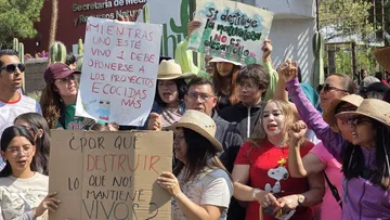 Vecinos y colectivos ambientales marcharon desde el Parque Ecológico Cubitos