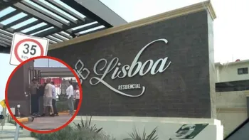 Personas discuten con personal de vigilancia en la caseta del fraccionamiento Lisboa, en Tizayuca.