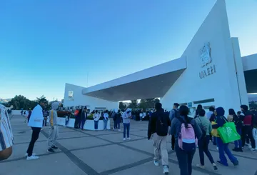 Se salva el descanso este año 😮‍💨 Pero estudiantes de la UAEH ya saben que en 2027 tendrán menos días de vacaciones