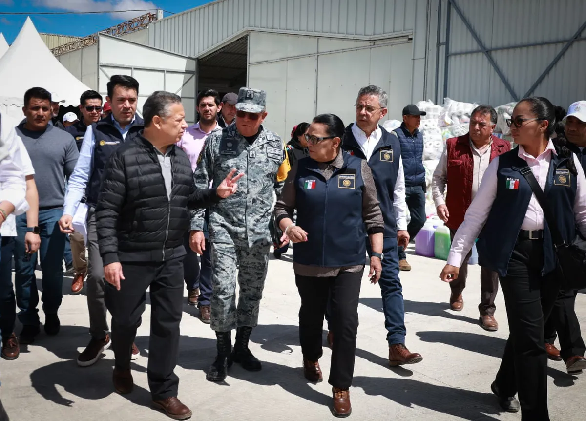 Rosa Icela Rodríguez supervisa en Pachuca el envío de ayuda a comunidades afectadas.