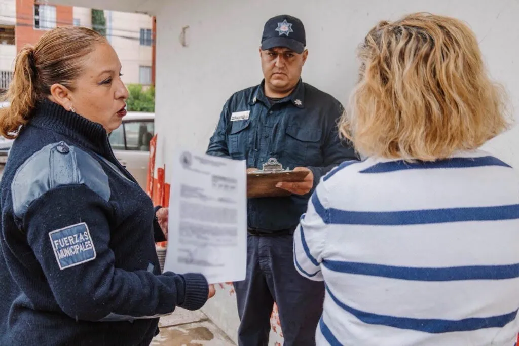 ¿Hay un auto abandonado en tu colonia? En Pachuca ya puedes reportarlo y podrían retirarlo