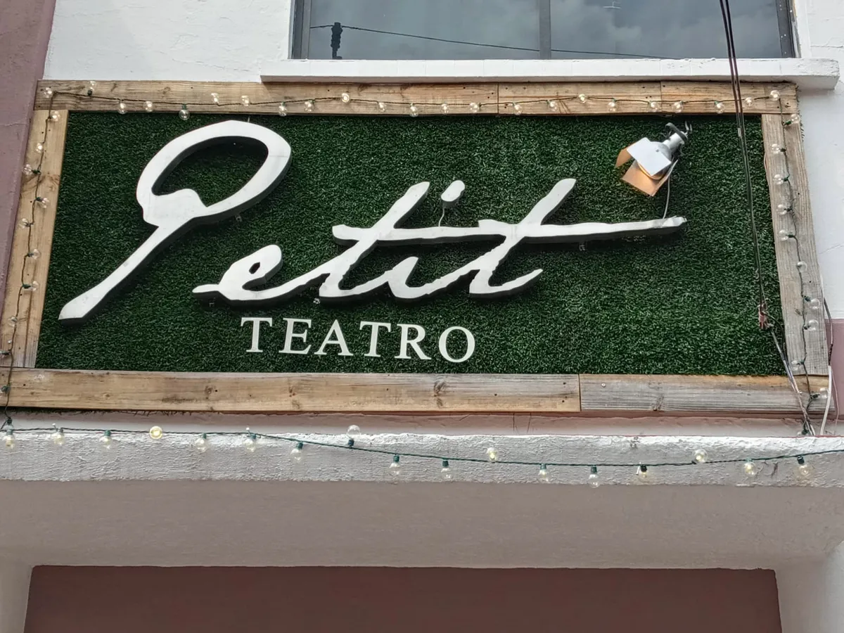 Arrancan talleres creativos en Petit Teatro