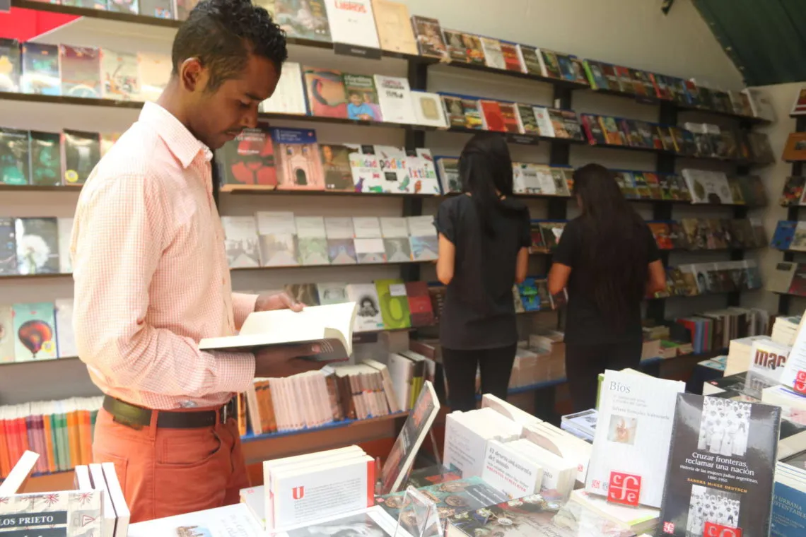 Presentan cartelera de la Feria Universitaria del Libro 2022