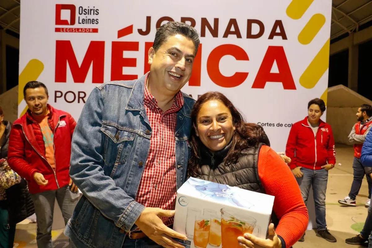 Osiris Leines realiza quinta Jornada Médica en Mineral de la Reforma