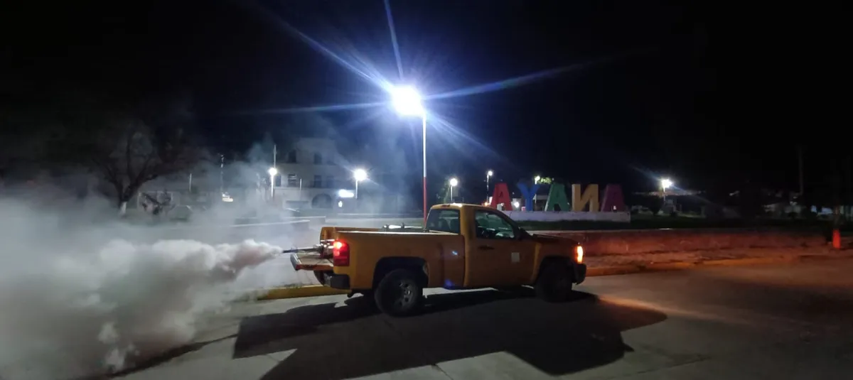 Fumigación en comunidades ribereñas de la presa Endhó