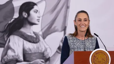 La presidenta Claudia Sheinbaum durante una conferencia donde habló sobre turismo, Pemex y educación.