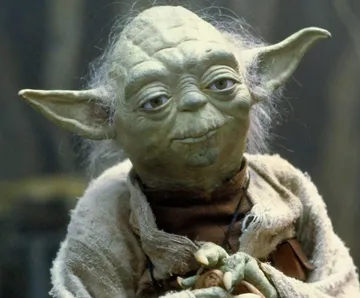 George Lucas revela por qué Yoda habla al revés en Star Wars