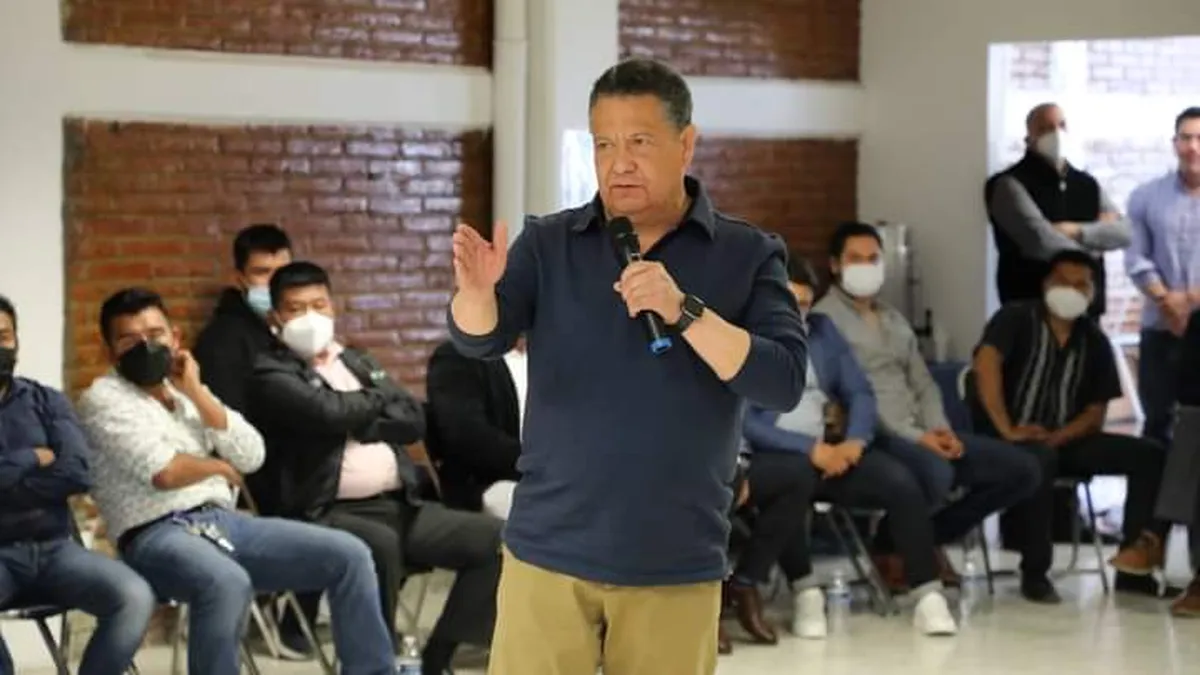 Julio Menchaca llama a no caer en provocaciones ante información falsa de WhatsApp