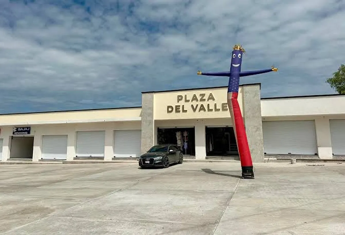 Tula: ladrones hacen boquete en Plaza del Valle y se llevan millonario botín