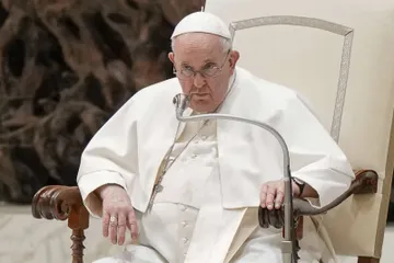 Expulsa Papa a 10 integrantes de movimiento religioso de Perú