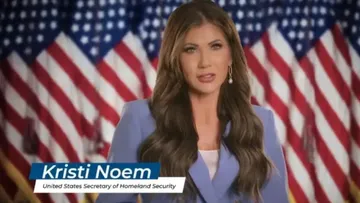 La multimillonaria campaña publicitaria que criminaliza a las personas migrantes indocumentadas se transmite desde hace varios días en la televisión abierta mexicana.