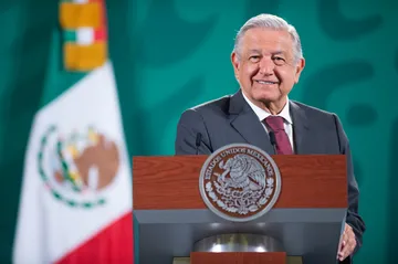 Morena lanza convocatoria para afiliación y ratificar a AMLO