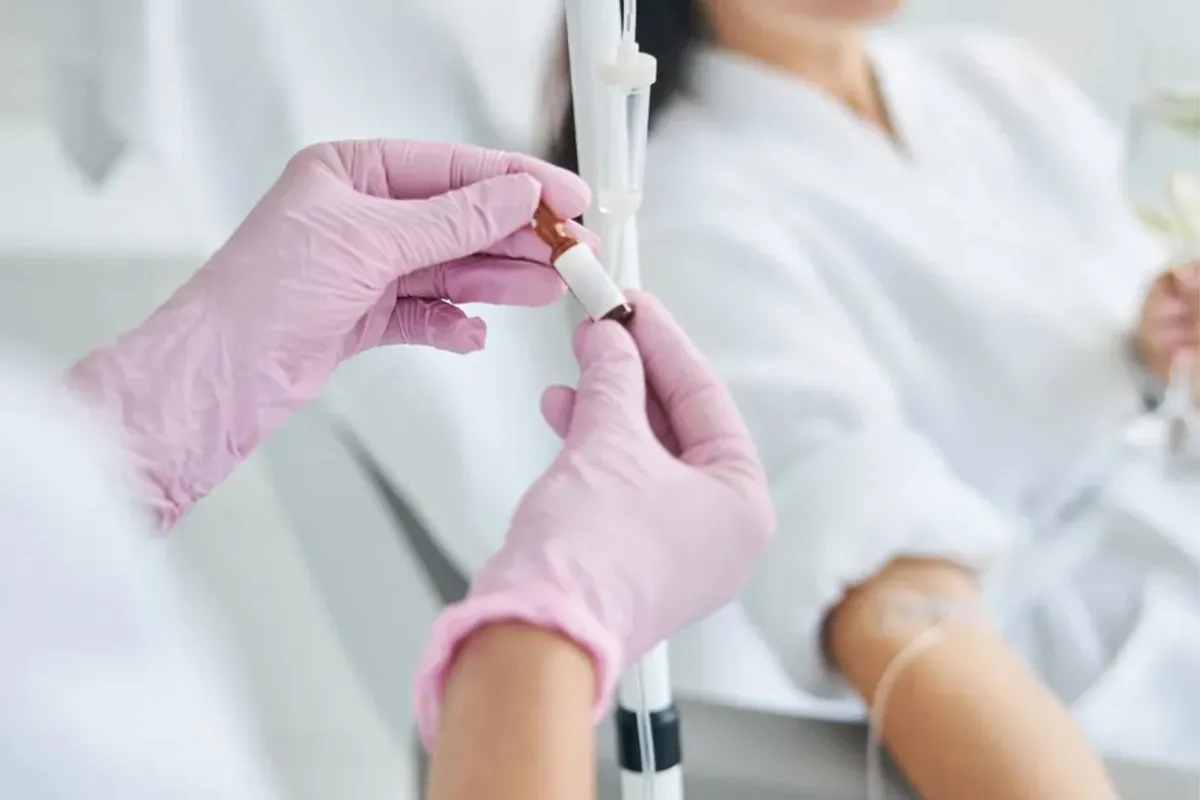 Hidalgo: vinculan a proceso a J. V. G. por feminicidio tras negar atención médica a su pareja, maestra fallecida en 2023.