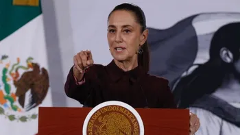 Claudia Sheinbaum durante una conferencia en Palacio Nacional, donde habló sobre la detención de Ángel Aguirre y el caso Ayotzinapa.