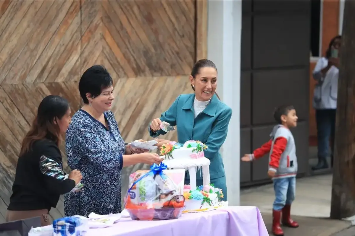 Claudia Sheinbaum celebra su cumpleaños; Menchaca la felicita