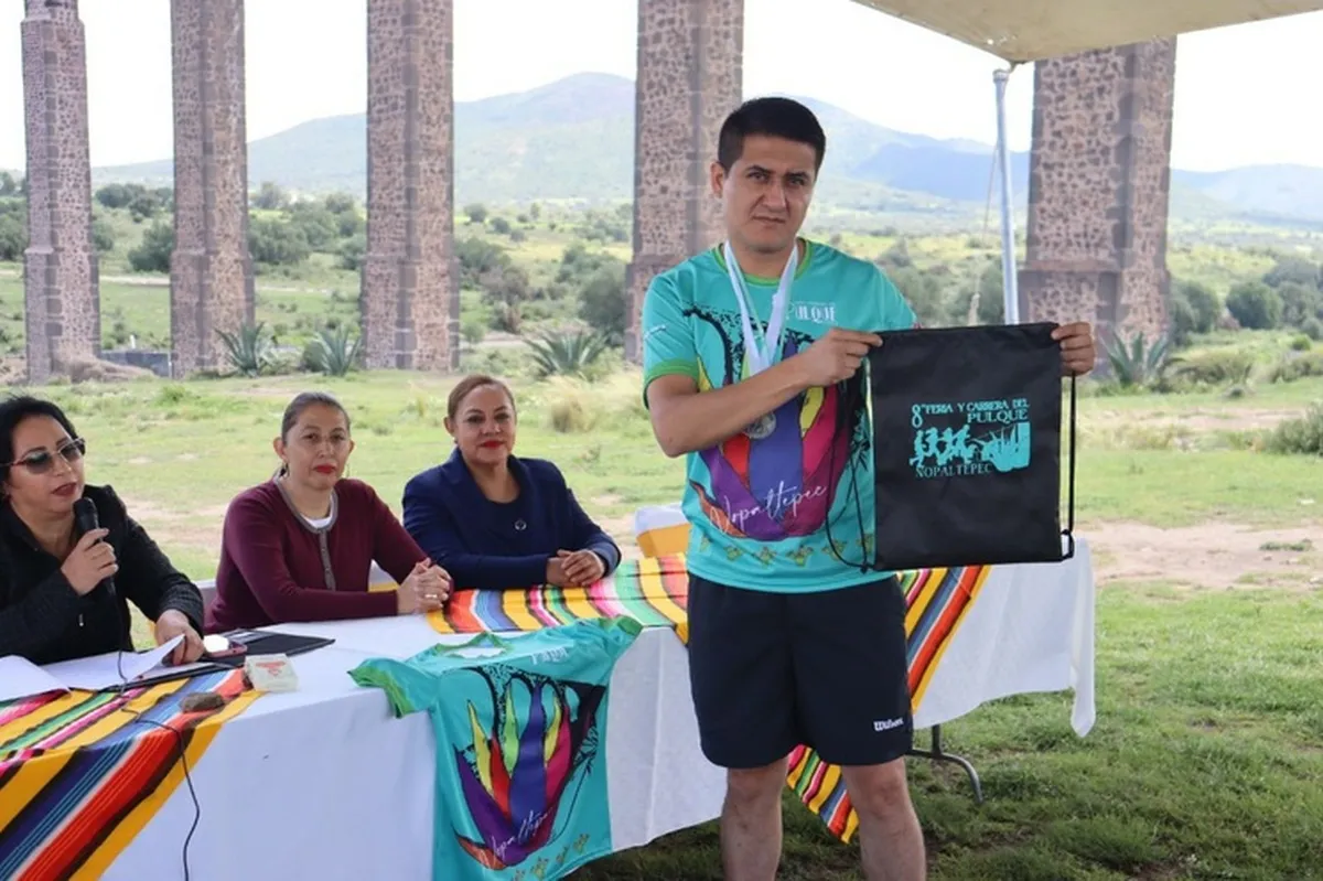 Deporte, historia y gastronomía en la feria y carrera del pulque