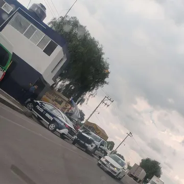Hombres armados roban 200 mil pesos de empresa de Fibras en Tepeji del Río