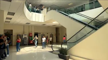 Evacuación durante simulacro en presidencia de Tulancingo