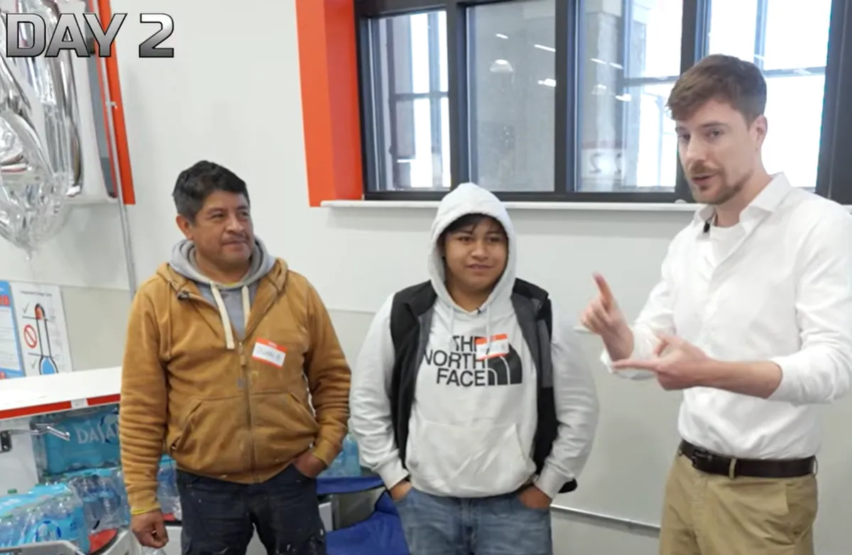 Juan finalista en concurso de Mr Beast