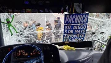 Choque entre autobuses en Tizayuca deja pasajeros con golpes y crisis nerviosa