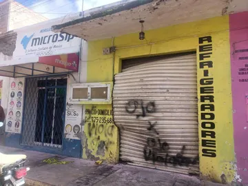 Tulancingo: atacan negocio con explosivo; dejan mensaje intimidante