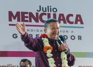 Julio Menchaca presenta plan de cuatro ejes para gobernar Hidalgo