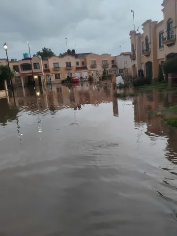llluvia provoca nundaciones en Tizayuca