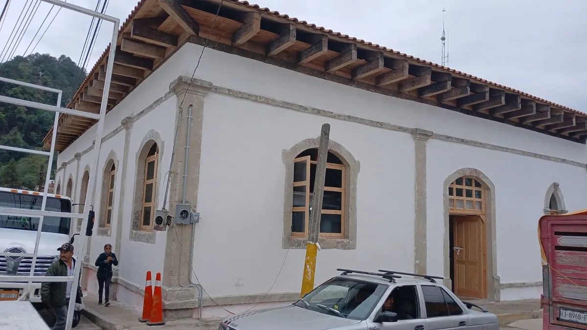 Entregan Centro Cultural Regional de la Sierra Otomí-Tepehua; ya hay fecha de apertura