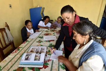 Alfabetiza INEA a más de 456 mil jóvenes y adultos durante abril