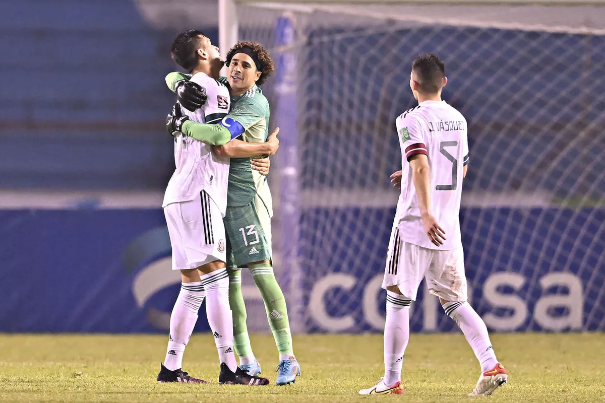 Con poco fútbol, a México le alcanza para su boleto a Qatar 2022