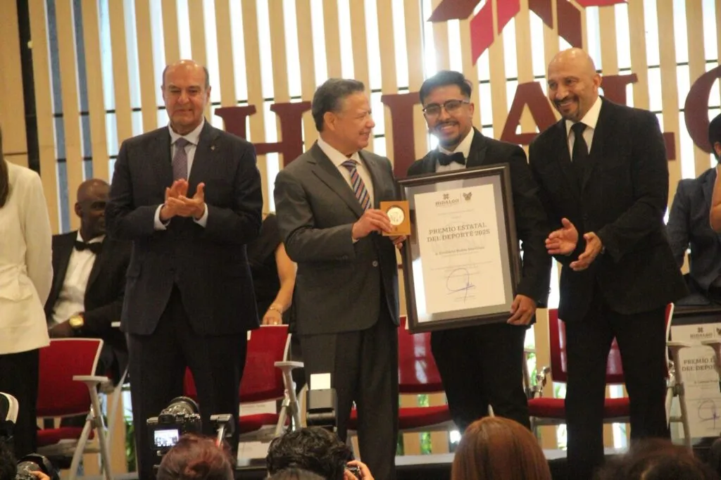 Julio Menchaca entrega el Premio Estatal del Deporte 2025: conoce a los galardonados
