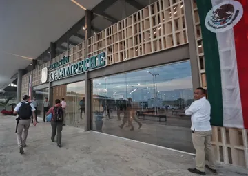 Ordena AMLO abaratar costos del pasaje de Tren Maya