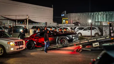 Vehículos asegurados durante un operativo contra arrancones en Pachuca.