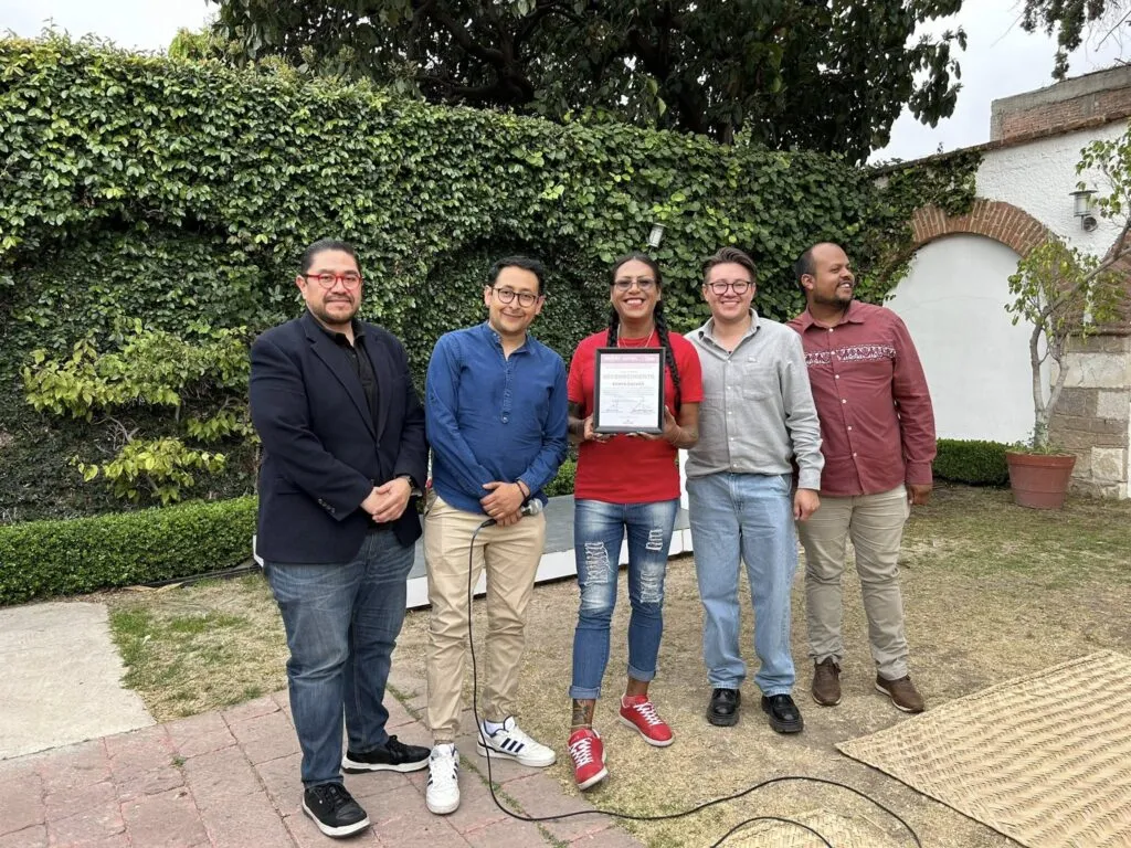 Kenya Cuevas escribe su lucha por derechos de la comunidad trans 