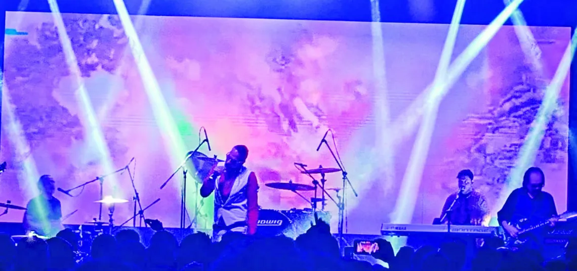 La Lupita y La Cuca energía para los oídos 