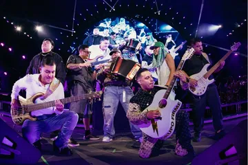 Integrantes de Grupo Firme banda de regional mexicano