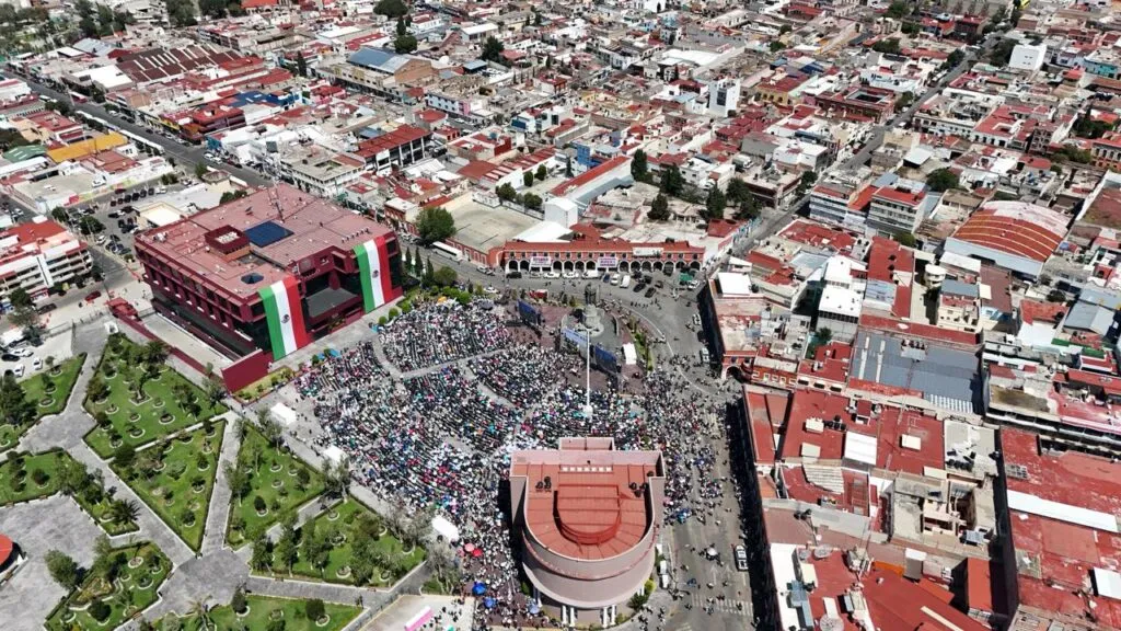 “Los hidalguenses estamos con usted”: Menchaca respalda a Claudia Sheinbaum