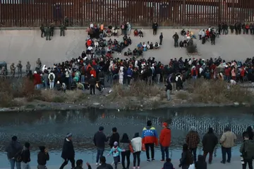 EU deporta en secreto a migrantes mexicanos hacia Guatemala y Honduras