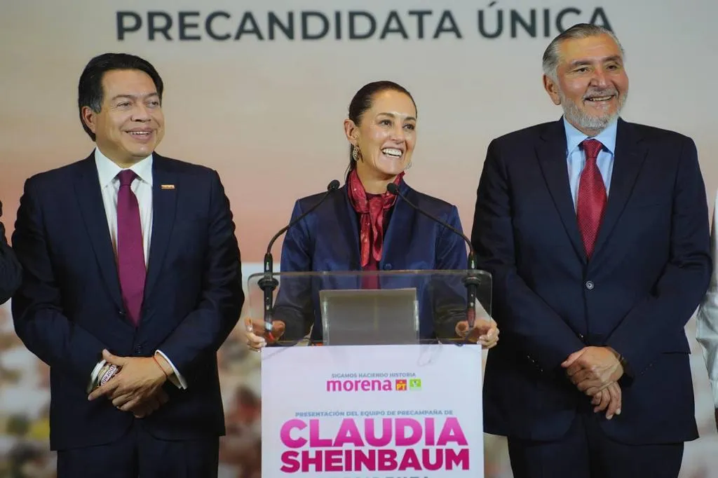 Claudia Sheinbaum presenta equipo de precampaña rumbo a la Presidencia