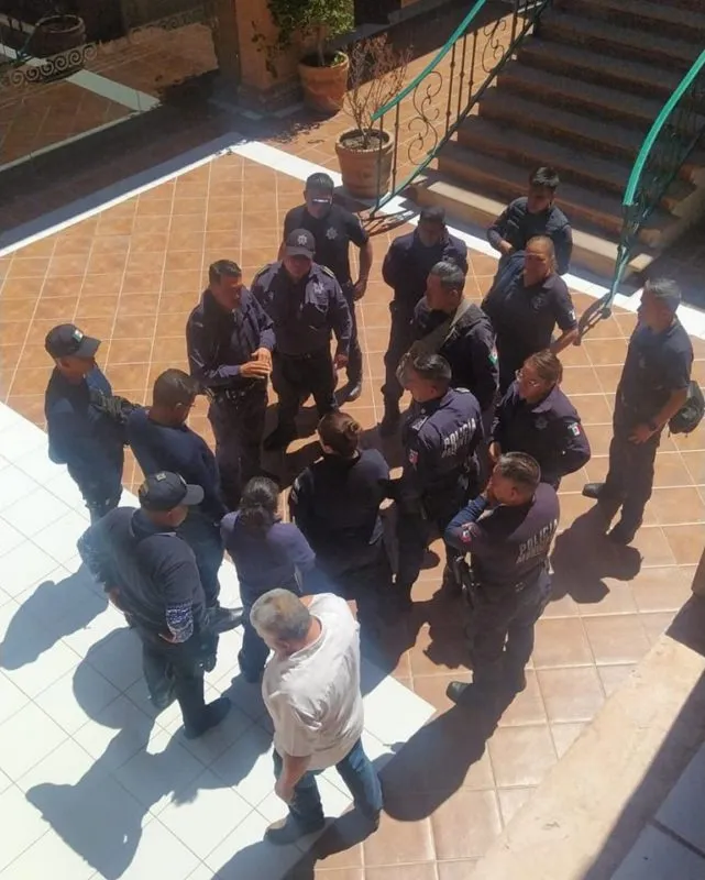 Ajacuba: policías municipales se van a paro de labores