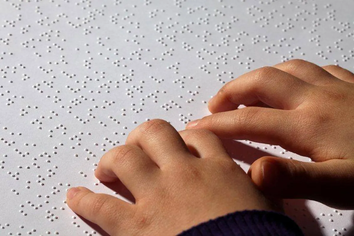 Proponen documentación en braille para personas con discapacidad visual
