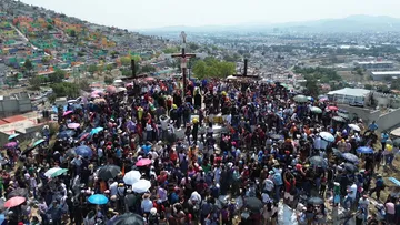 Barrio Cubitos mantiene las tradiciones con viacrucis viviente